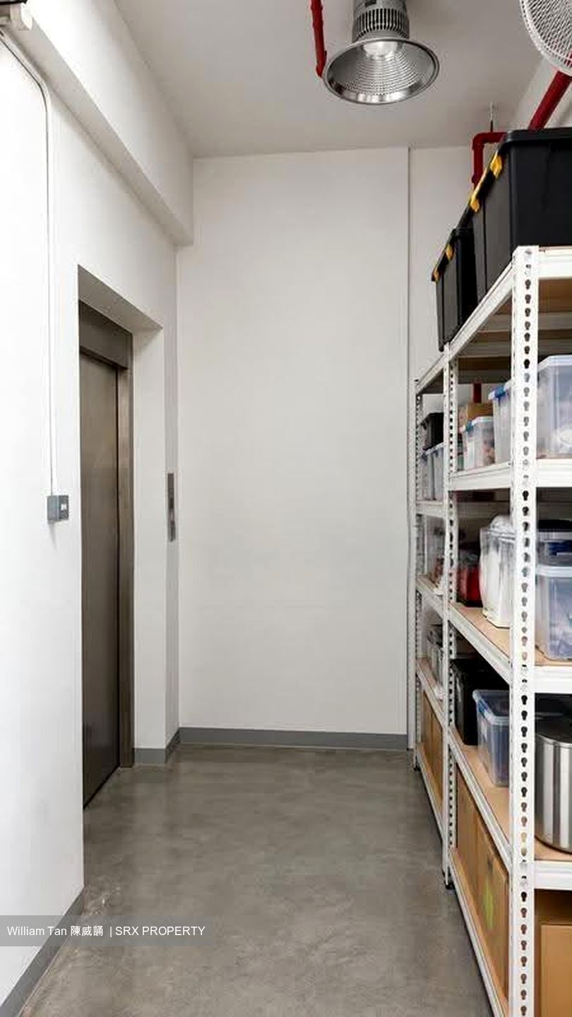 Kb Industrial Building (D14), Factory #626068671